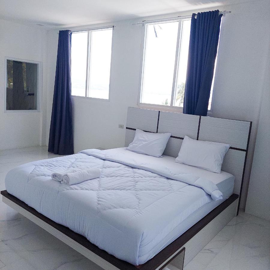 The Riton Hotel Tigaras Εξωτερικό φωτογραφία